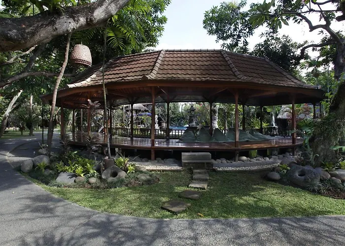 Matahari 3* Legian (Bali)